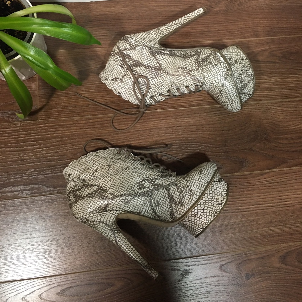 TOPSHOP Animal Print Shoes